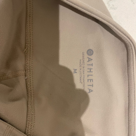 Athlete leggings size medium - Picture 3 of 3